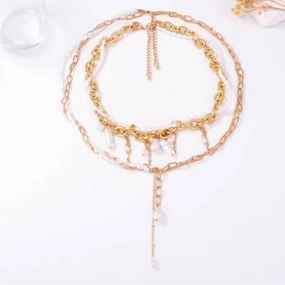 Opulent Gold & Cultured Pearl Multi-Layered Choker Necklace - Picture 2 of 5